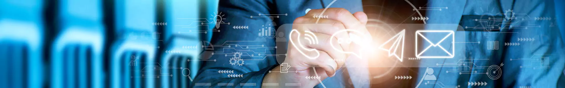 आमच्याशी संपर्क साधा